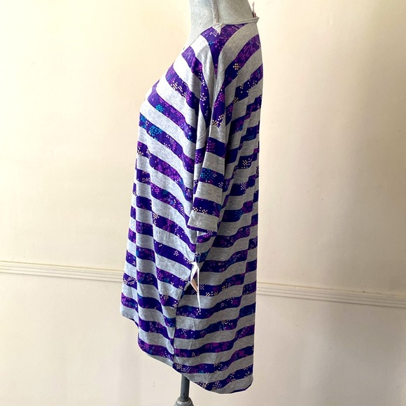 LuLaRoe “IRMA” HIGH-LOW TUNIC OVERSIZED TOP SIZE SMALL 🌟NWT🌟 - Picture 5 of 11